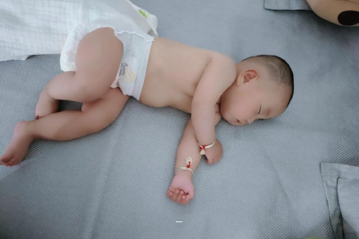 肇庆宝宝突然很多眼屎